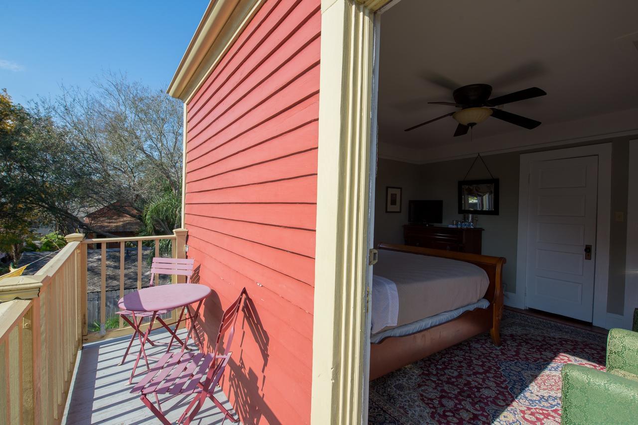 Maison De Macarty Bed and Breakfast New Orleans Exteriör bild